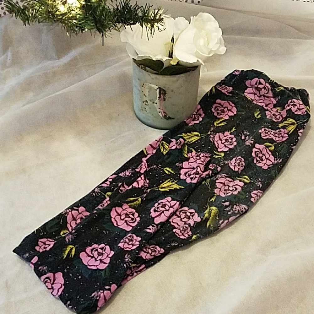 Tall and Curvey LuLaRoe Leggings